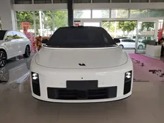 2025 Li Auto i6 2WD Standard, белый — фото 3