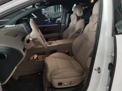 2025 Li Auto i6 2WD Standard, белый — фото 15