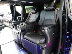 2023 Toyota Vellfire Hybrid 2.5L HV Premium, чёрный — фото 7