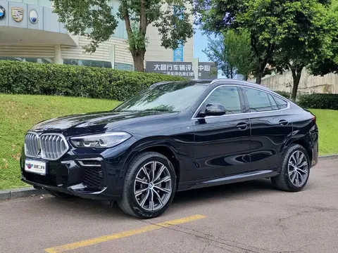 2022 BMW X6 M