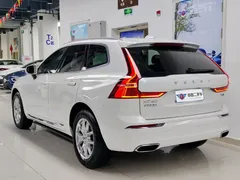 2021 Volvo XC60 4WD Luxury, белый — фото 4