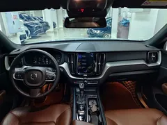 2021 Volvo XC60 4WD Luxury, белый — фото 10