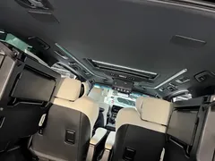 2020 Lexus LM 300h, чёрный — фото 9