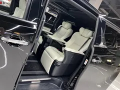 2020 Lexus LM 300h, чёрный — фото 11