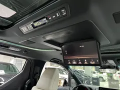 2020 Lexus LM 300h, чёрный — фото 16