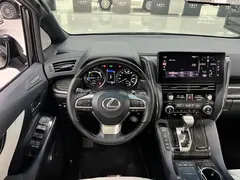 2020 Lexus LM 300h, чёрный — фото 19