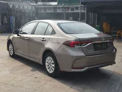 2021 Toyota Corolla 1.2T S-CVT Luxury — фото 6