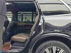 2023 Volvo XC90 7-seat, чёрный — фото 9