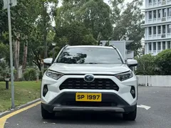 2021 Toyota RAV4 Hybrid 2.5L E-CVT 4WD PLUS, белый — фото 2