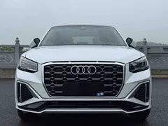 2022 Audi Q2L 35 TFSI Fashion Sport, белый — фото 2