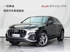 2023 Audi Q8 55 TFSI, чёрный — фото 1
