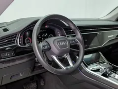 2023 Audi Q8 55 TFSI, чёрный — фото 8