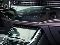 2023 Audi Q8 55 TFSI, чёрный — фото 21