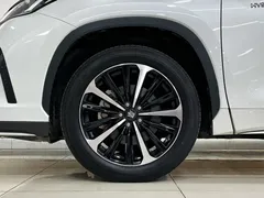 2022 Toyota Crown Kluger 2.5L HEV 4WD Premium, белый — фото 12