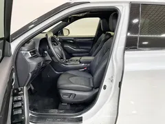 2022 Toyota Crown Kluger 2.5L HEV 4WD Premium, белый — фото 15