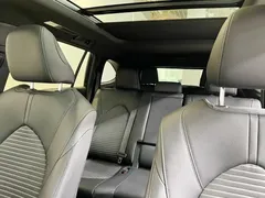 2022 Toyota Crown Kluger 2.5L HEV 4WD Premium, белый — фото 19