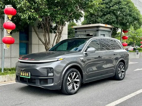2023 Li Auto L8 Pro