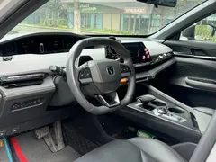 2022 Changan UNI-V 1.5T — фото 7