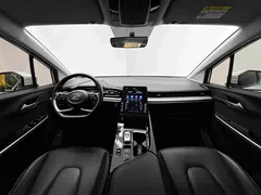 2021 Hyundai Custo 270TGDi Leading GLS, белый — фото 9