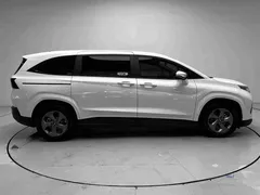 2021 Hyundai Custo 270TGDi Leading GLS, белый — фото 17