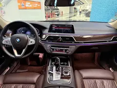 2021 BMW 7 Series 7 740Li, чёрный — фото 12