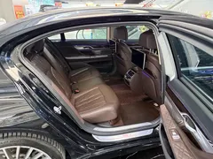 2021 BMW 7 Series 7 740Li, чёрный — фото 18