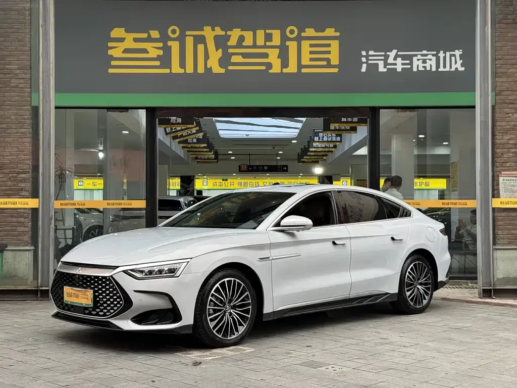 2024 BYD Han 121KM