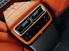 2024 Li Auto L7 Ultra, белый — фото 10