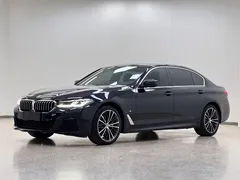 2022 BMW 5 Series 5 530Li M, чёрный — фото 1