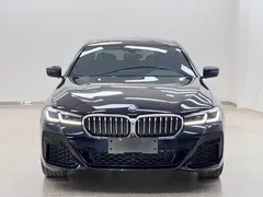 2022 BMW 5 Series 5 530Li M, чёрный — фото 2