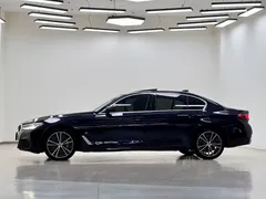 2022 BMW 5 Series 5 530Li M, чёрный — фото 4