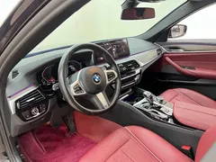 2022 BMW 5 Series 5 530Li M, чёрный — фото 9