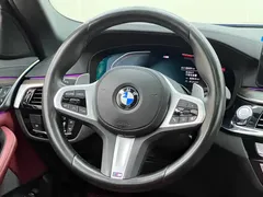 2022 BMW 5 Series 5 530Li M, чёрный — фото 21