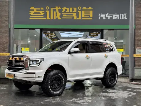 2023 Tank 500 Hi4-T