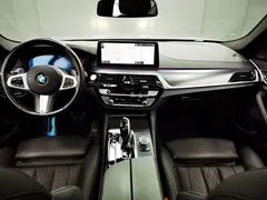 2022 BMW 5 Series 5 530i M — фото 18