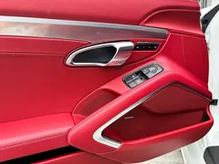 2020 Porsche 718 Cayman 2.0T, белый — фото 14
