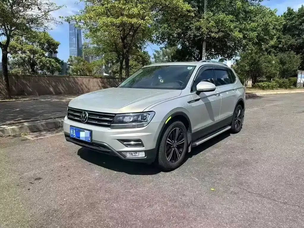2021 Volkswagen Tiguan L 330TSI AT 2WD