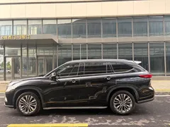 2022 Toyota Highlander Hybrid 2.5L 4WD Supreme 7, чёрный — фото 8