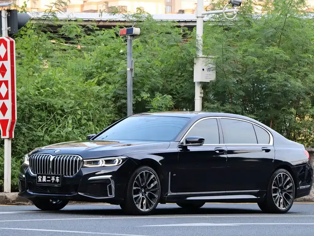 2021 BMW 7 Series 7 740Li xDrive M