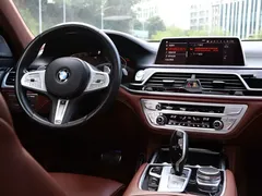 2021 BMW 7 Series 7 740Li xDrive M, чёрный — фото 15