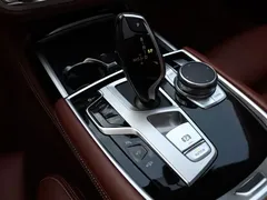 2021 BMW 7 Series 7 740Li xDrive M, чёрный — фото 17