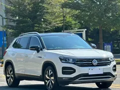 2021 Volkswagen Tayron 330TSI 2WD 3, белый — фото 3