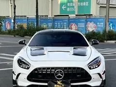 2019 Mercedes-Benz AMG GT — фото 2