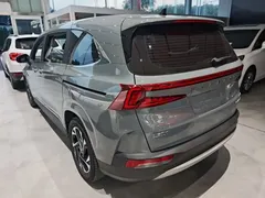 2021 Hyundai Custo 380TGDi LUX Premium — фото 5
