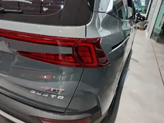 2021 Hyundai Custo 380TGDi LUX Premium — фото 8