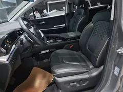 2021 Hyundai Custo 380TGDi LUX Premium — фото 15