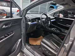 2021 Hyundai Custo 380TGDi LUX Premium — фото 16