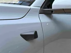 2025 Li Auto L9 Ultra, белый — фото 23