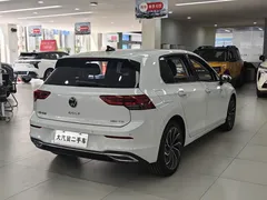 2021 Volkswagen Golf 280TSI DSG Pro, белый — фото 5
