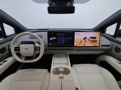 2025 Li Auto i6 4WD Standard, белый — фото 5